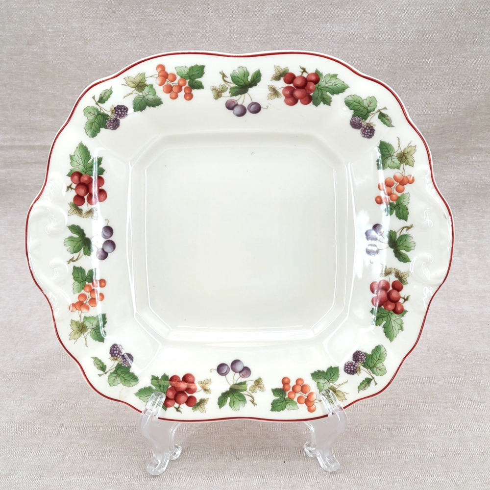 Wedgwood Provence Queen's Ware, Square Handled Cake Plate 10 1/2"‎ Discontinued